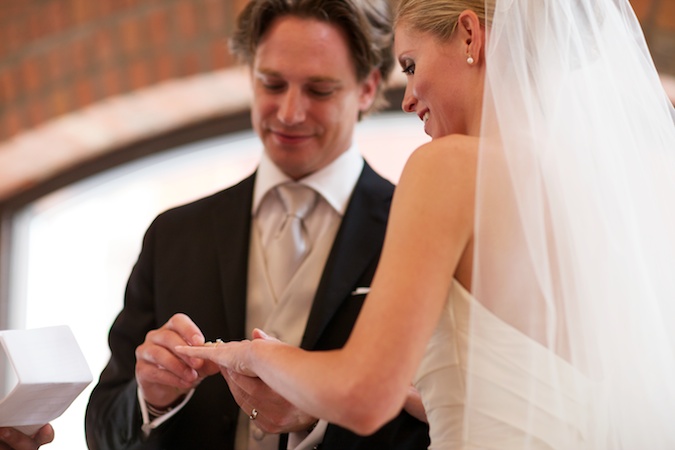 wedding rings exchange